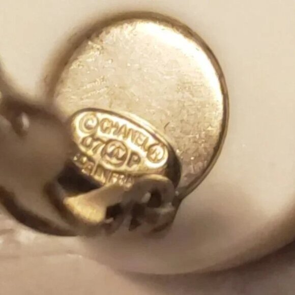 Chanel COCO Clip On Earrings Black and White Cruise COCO đ¤đ¤ - Picture 7 of 14